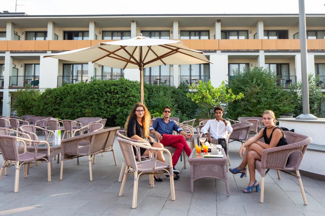 Parc Hotel Peschiera del Garda Esterno foto